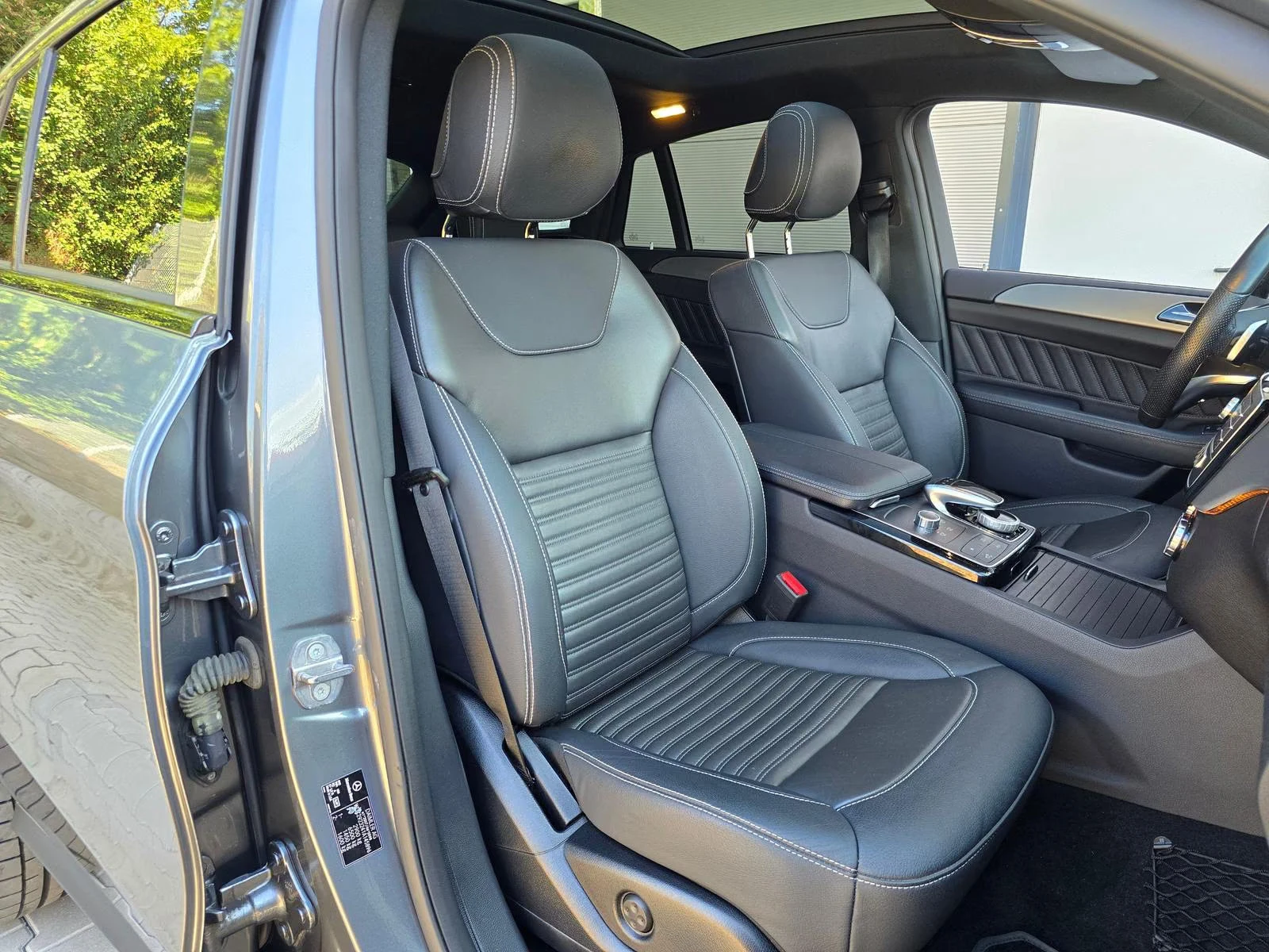 Mercedes-Benz GLE 350 COUPE/258HP/4M/CAM/PANO/KLESS/DISTR/852z, снимка 14 - Автомобили и джипове - 55925892