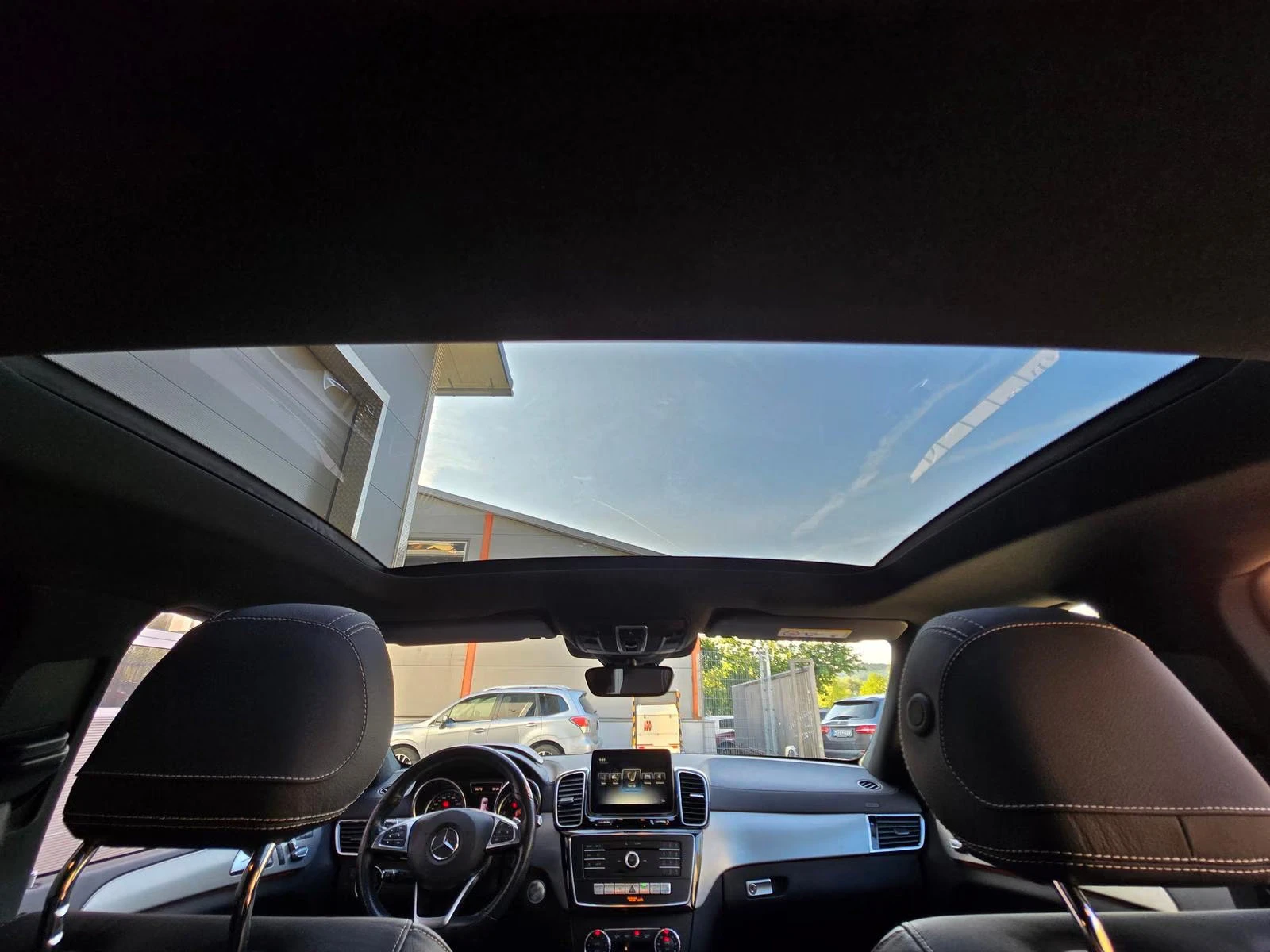 Mercedes-Benz GLE 350 COUPE/258HP/4M/CAM/PANO/KLESS/DISTR/852z, снимка 12 - Автомобили и джипове - 55925892
