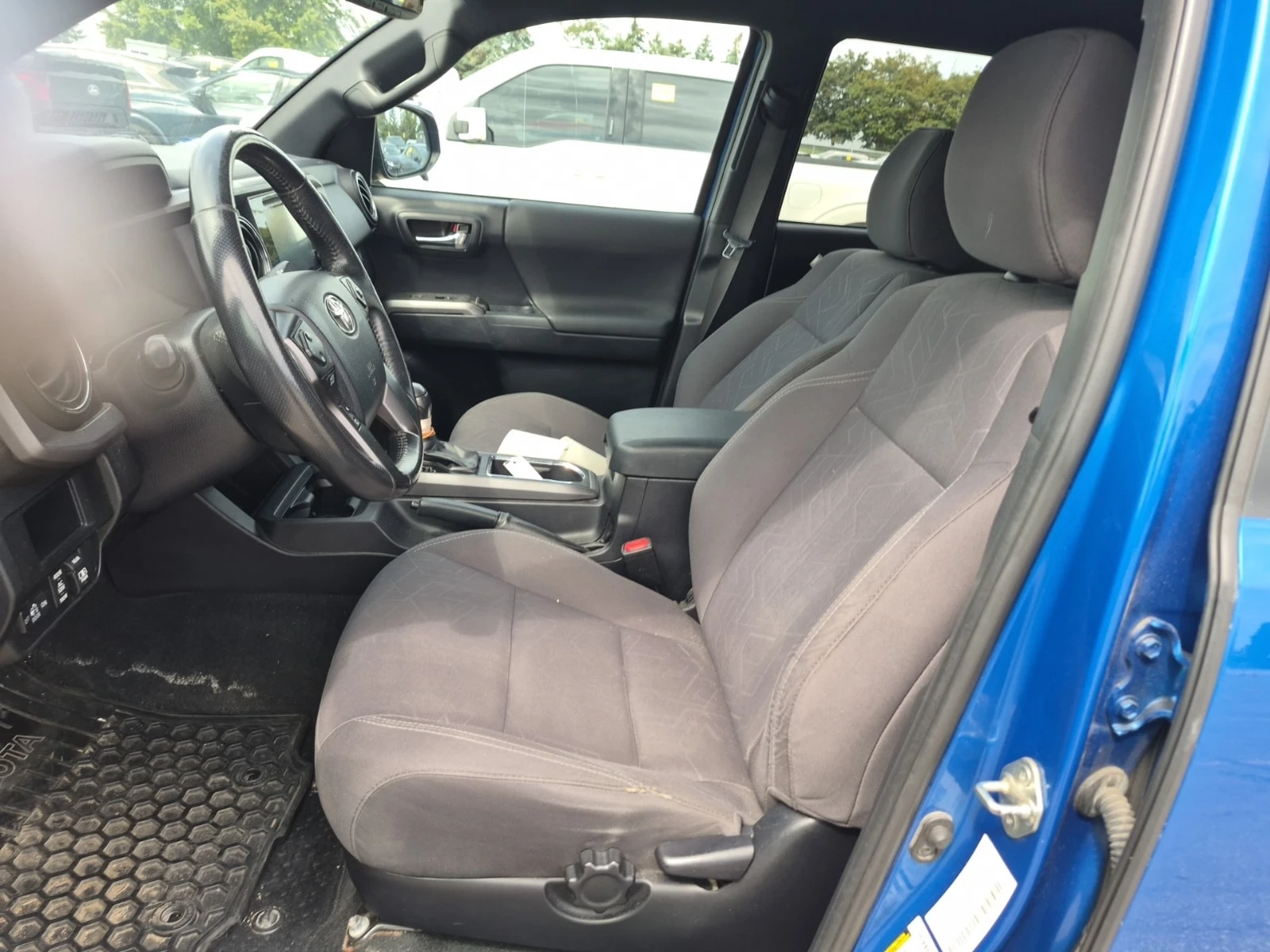 Toyota Tacoma * TRD OFF ROAD CREW CAB SHRT BED * ���� ���������� | Mobile.bg � ����������� 7
