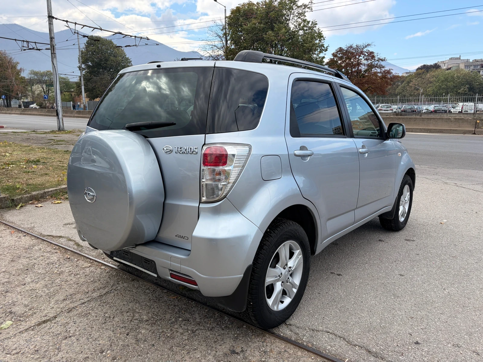 Daihatsu Terios 4x4, снимка 5 - Автомобили и джипове - 56625764