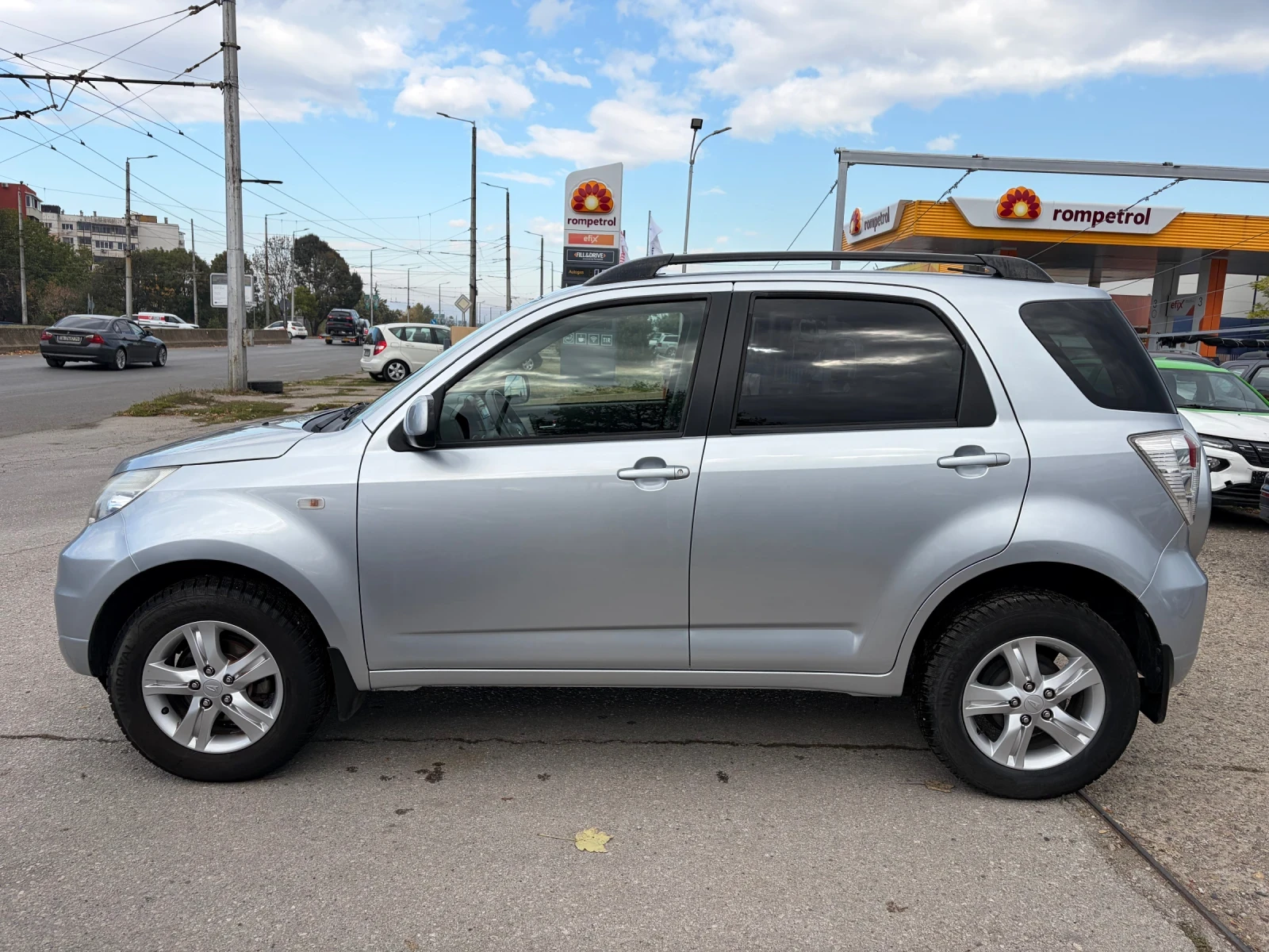 Daihatsu Terios 4x4, снимка 8 - Автомобили и джипове - 56625764