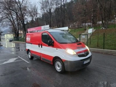 Opel Vivaro, снимка 2 - Бусове и автобуси - 53829236