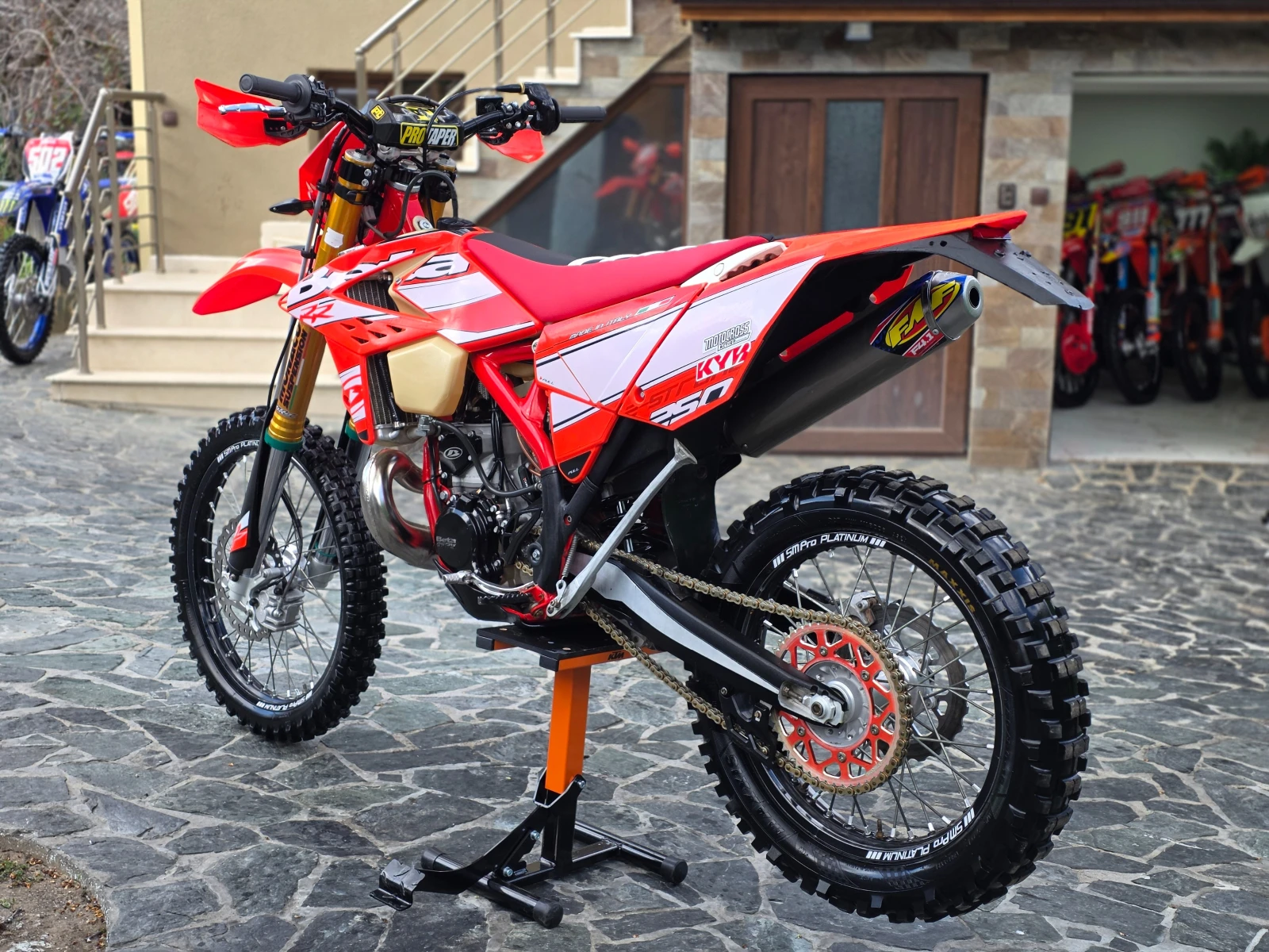 Beta Rr 250 2Т💥ЛИЗИНГ💥СТАРТЕР+ МАНИВЕЛА, снимка 10 - Мотоциклети и мототехника - 53990882