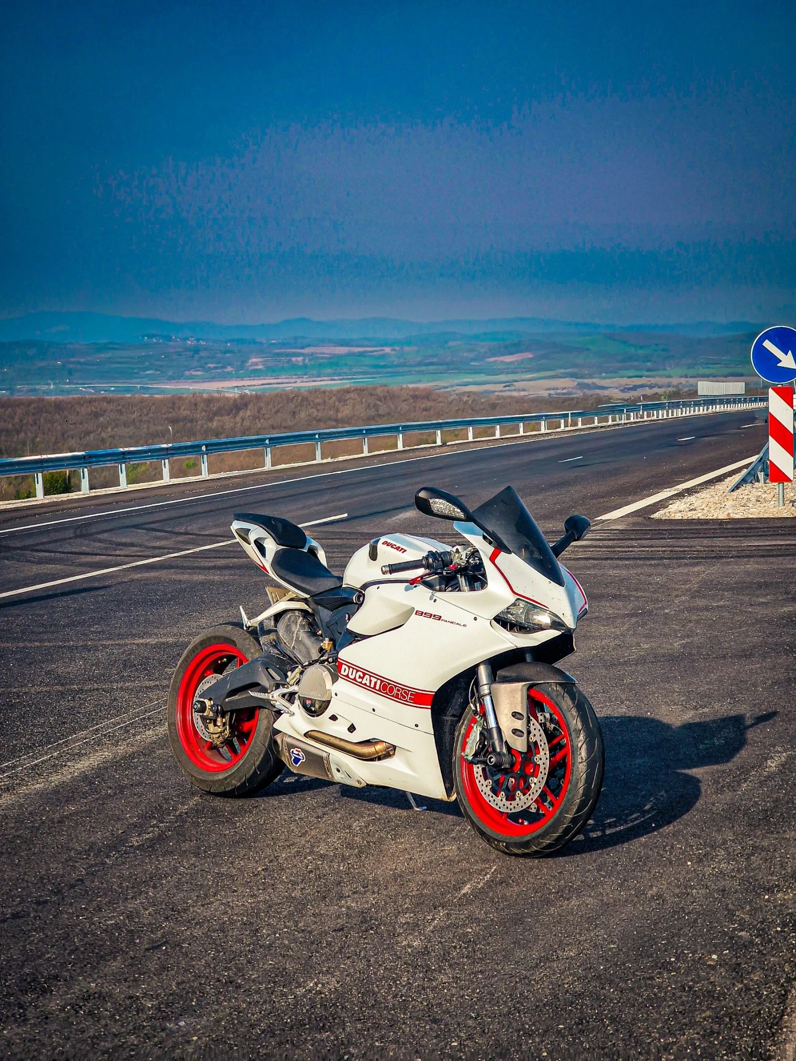 Ducati Panigale 899