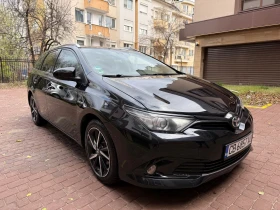 Toyota Auris  - изображение 1