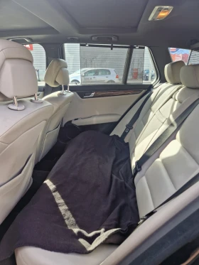 Mercedes-Benz C 350 Бензин 272 коня , снимка 14