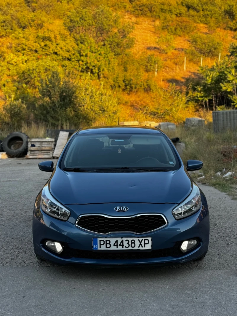 Kia Ceed 1.4 CRDI , снимка 1 - Автомобили и джипове - 47441799