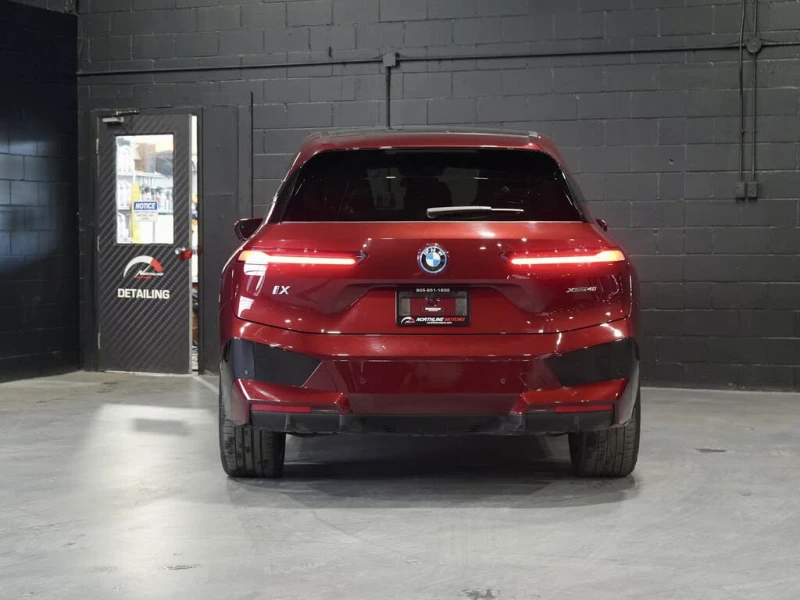 BMW iX * xDRIVE40* АвтоКредит* (ЦЕНА ДО БГ), снимка 5 - Автомобили и джипове - 52512659