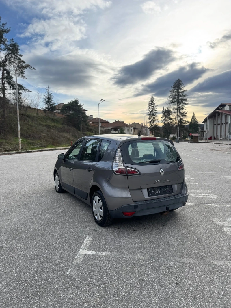 Renault Scenic 1.5 dci, снимка 2 - Автомобили и джипове - 52598957