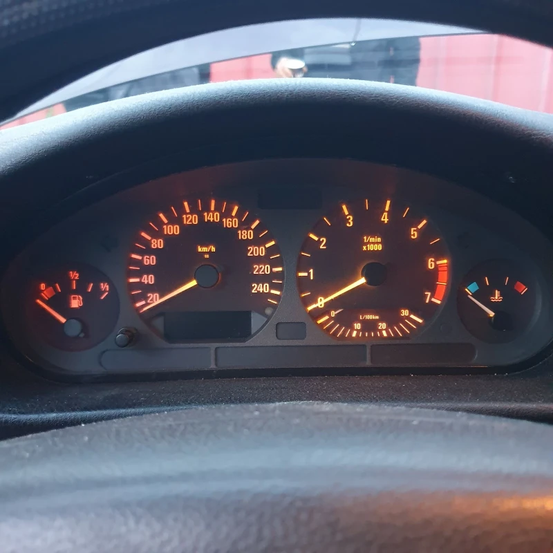 BMW 318 E36, снимка 8 - Автомобили и джипове - 52871174