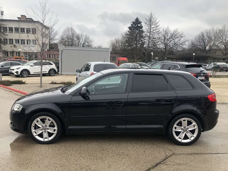 Audi A3 2.0TDI SportBack DSG LED NAVI, снимка 7 - Автомобили и джипове - 52882363