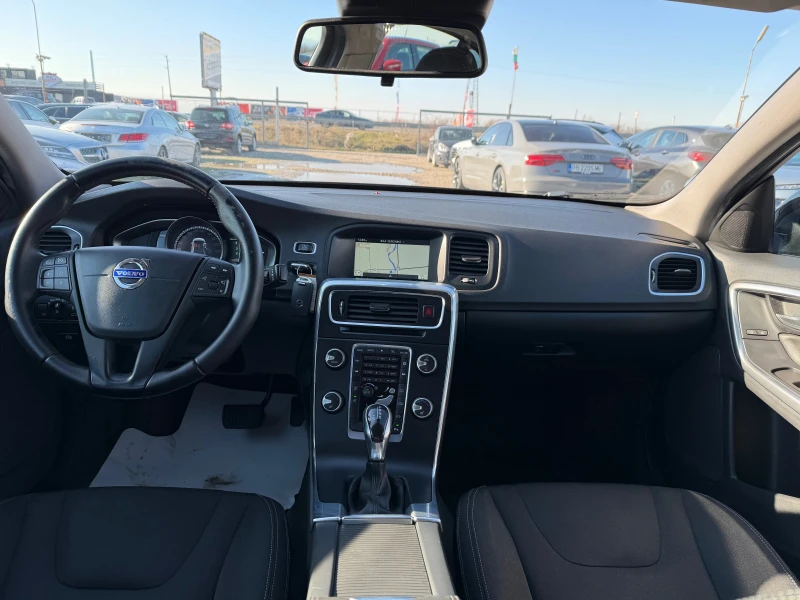 Volvo S60 2.0 D, снимка 14 - Автомобили и джипове - 52910975
