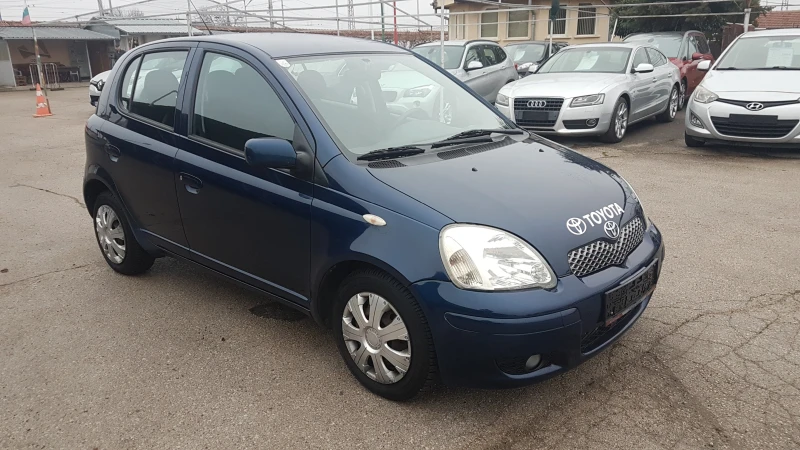 Toyota Yaris 1.3i автомат, снимка 2 - Автомобили и джипове - 52929084