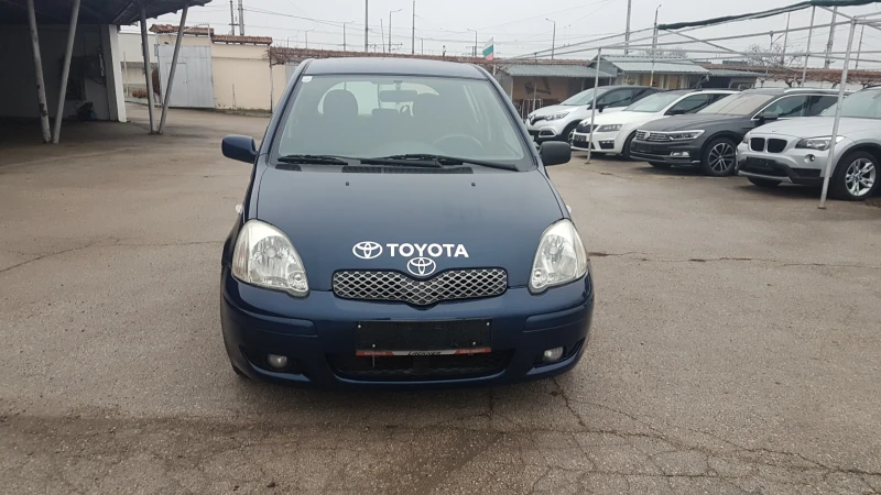 Toyota Yaris 1.3i автомат, снимка 3 - Автомобили и джипове - 52929084