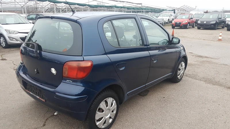 Toyota Yaris 1.3i автомат, снимка 7 - Автомобили и джипове - 52929084