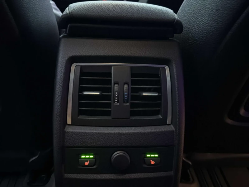 BMW 340 * CARFAX* ДИГИТАЛНО ТАБЛО* ХЕД-ЪП ДИСПЛЕЙ* , снимка 13 - Автомобили и джипове - 53483120