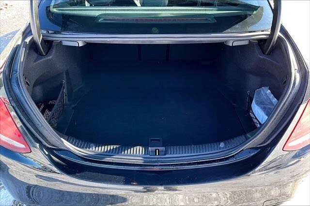 Mercedes-Benz C 300 4 MATIC * CARFAX* * АвтоКредит* (ЦЕНА ДО БГ), снимка 3 - Автомобили и джипове - 53190946