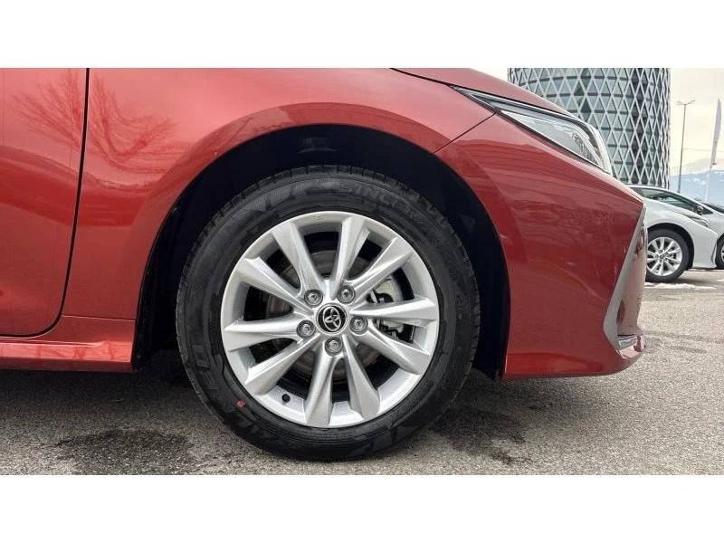 Toyota Corolla SDN 1.5 6MT EXECUTIVE MY 25 - НОВА, снимка 16 - Автомобили и джипове - 53364899