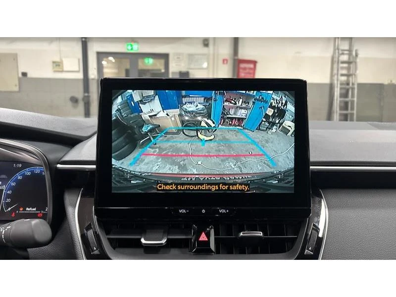 Toyota Corolla SDN 1.5 6MT EXECUTIVE MY 25 - НОВА, снимка 15 - Автомобили и джипове - 53364899