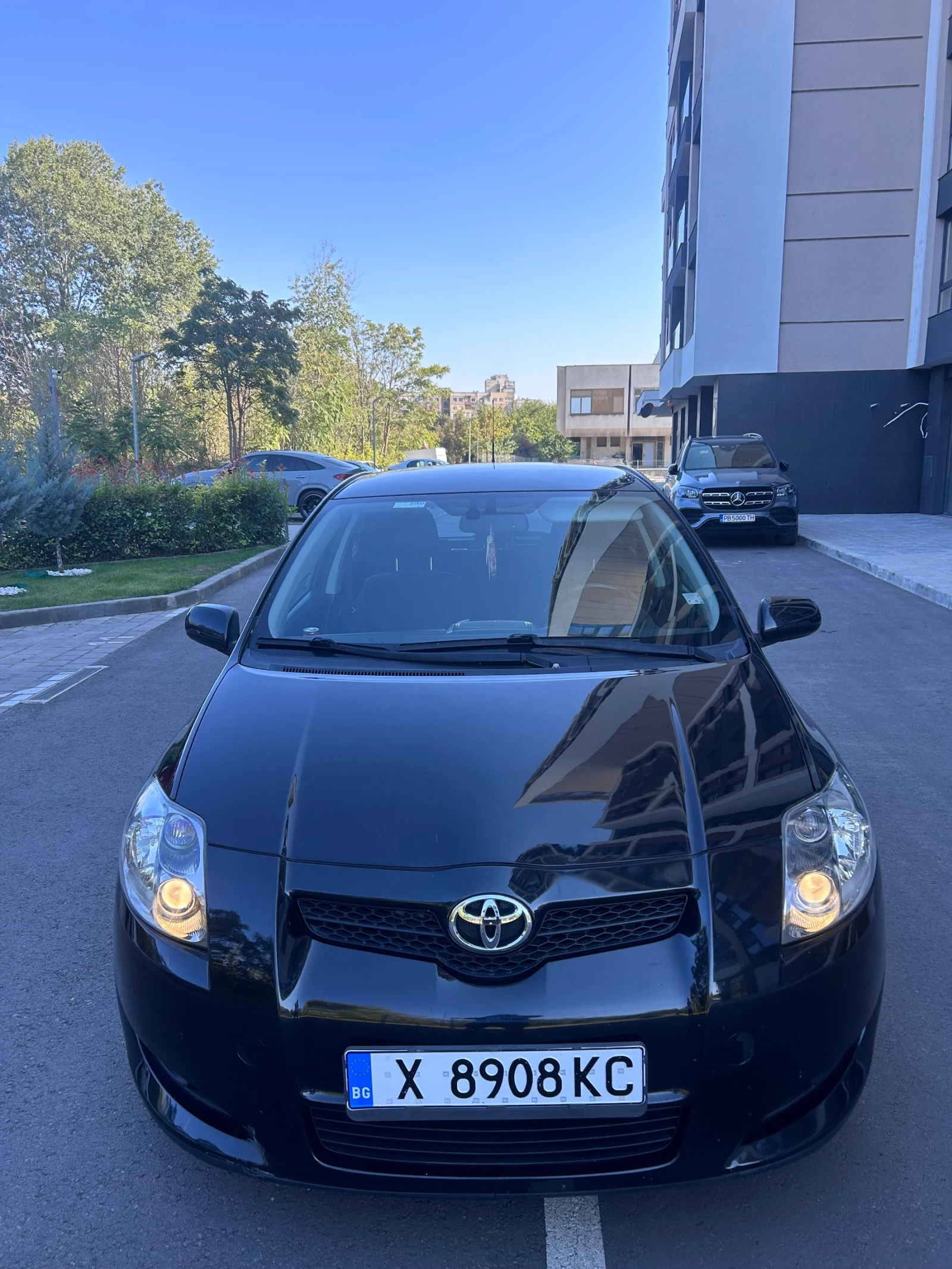 Toyota Auris 2.2 D-CAT 177к.с - изображение 2