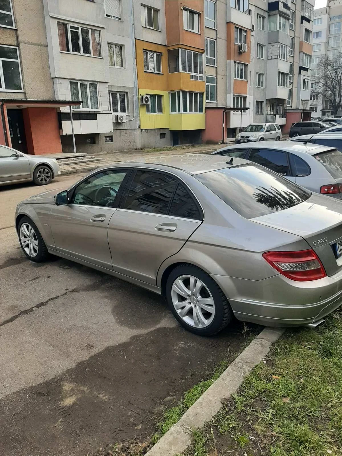 Mercedes-Benz C 220  - изображение 8