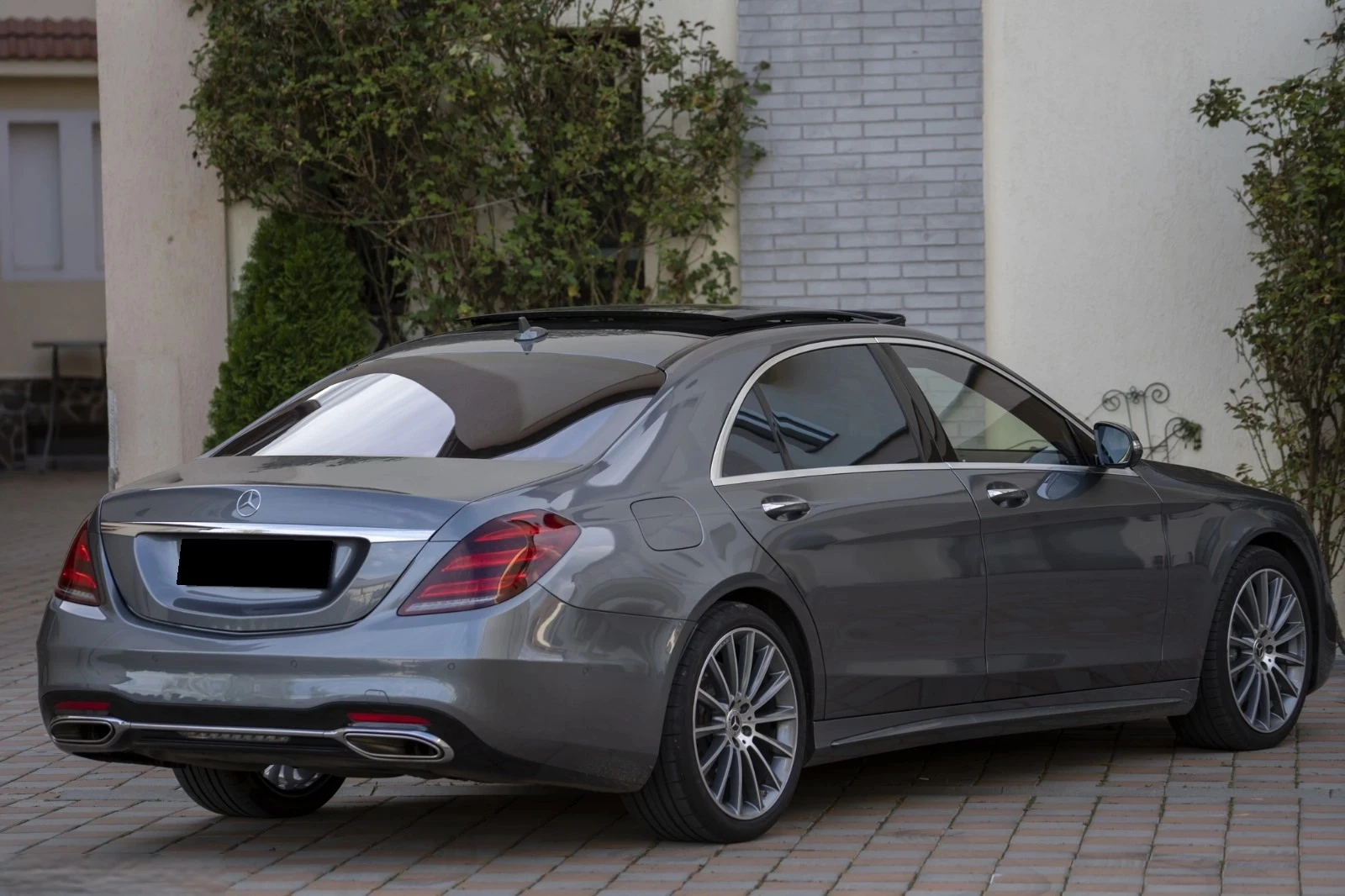 Mercedes-Benz S 560 4Matic - изображение 3