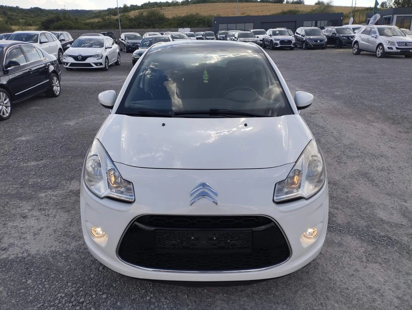 Citroen C3 1.4 EXCLUSIVE EURO5 - изображение 2