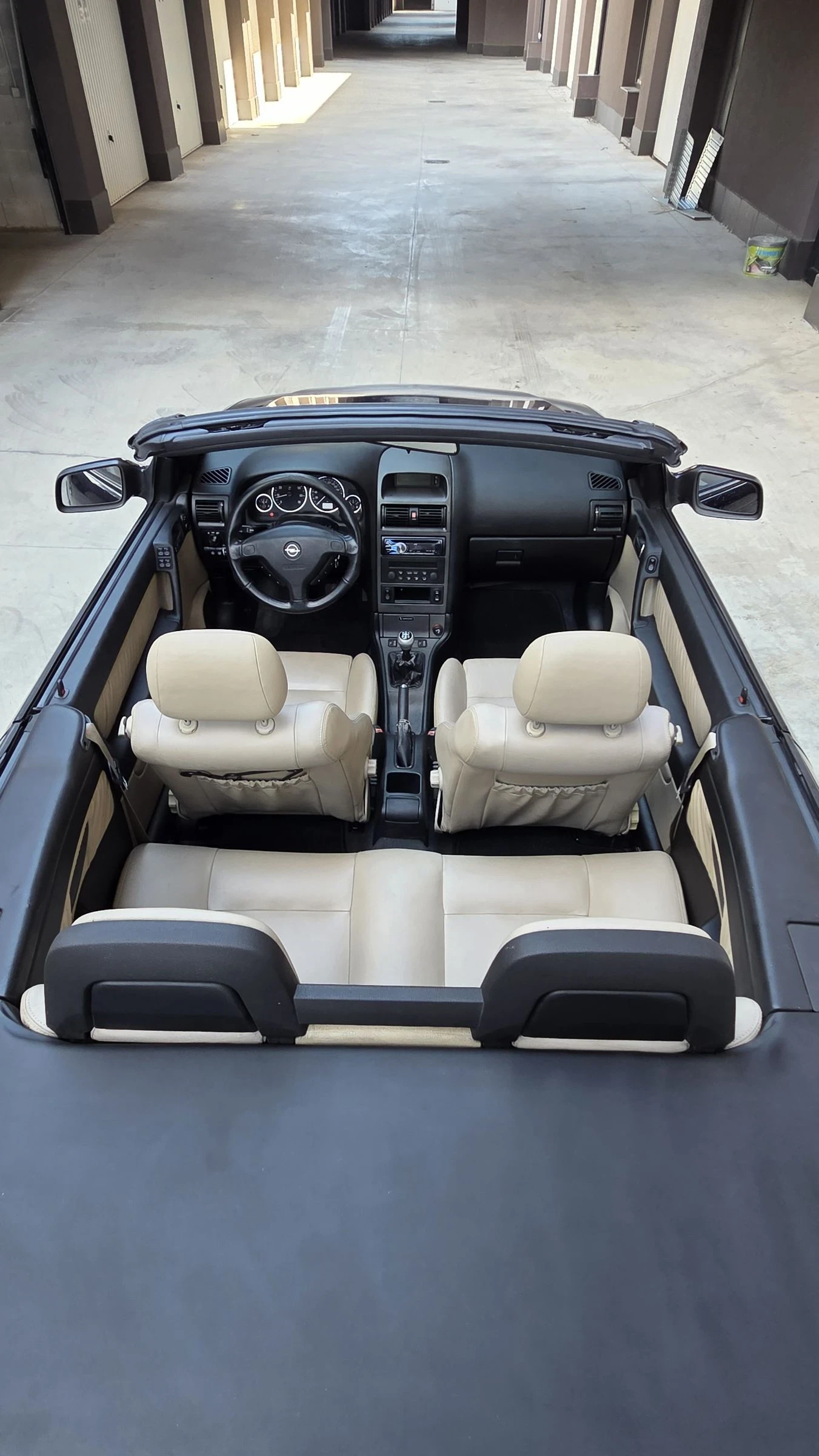 Opel Astra Bertone 2.0T | Mobile.bg   11