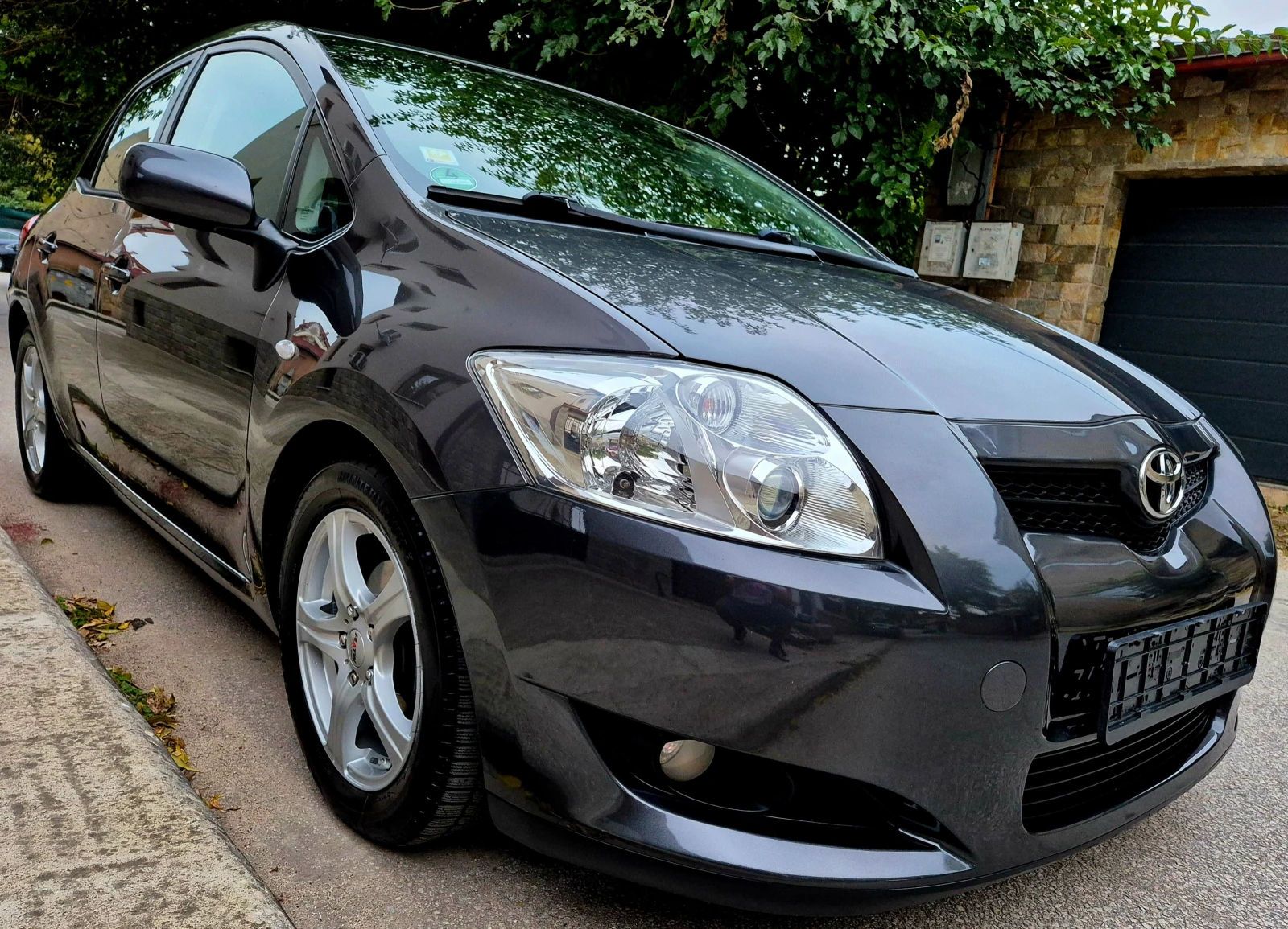 Toyota Auris 1.6i-нави-6speed-верига-japan - изображение 2