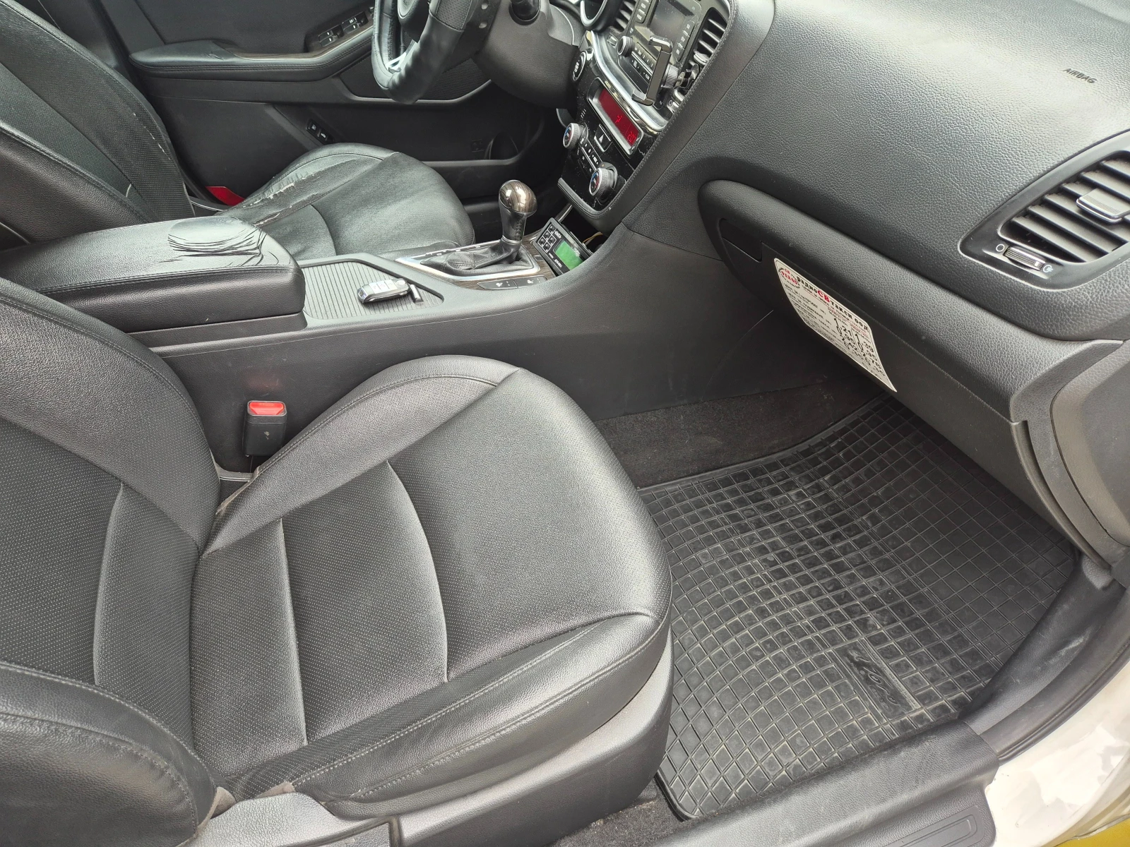 Kia K5 2.0 cm3 LPG TAXI - изображение 7