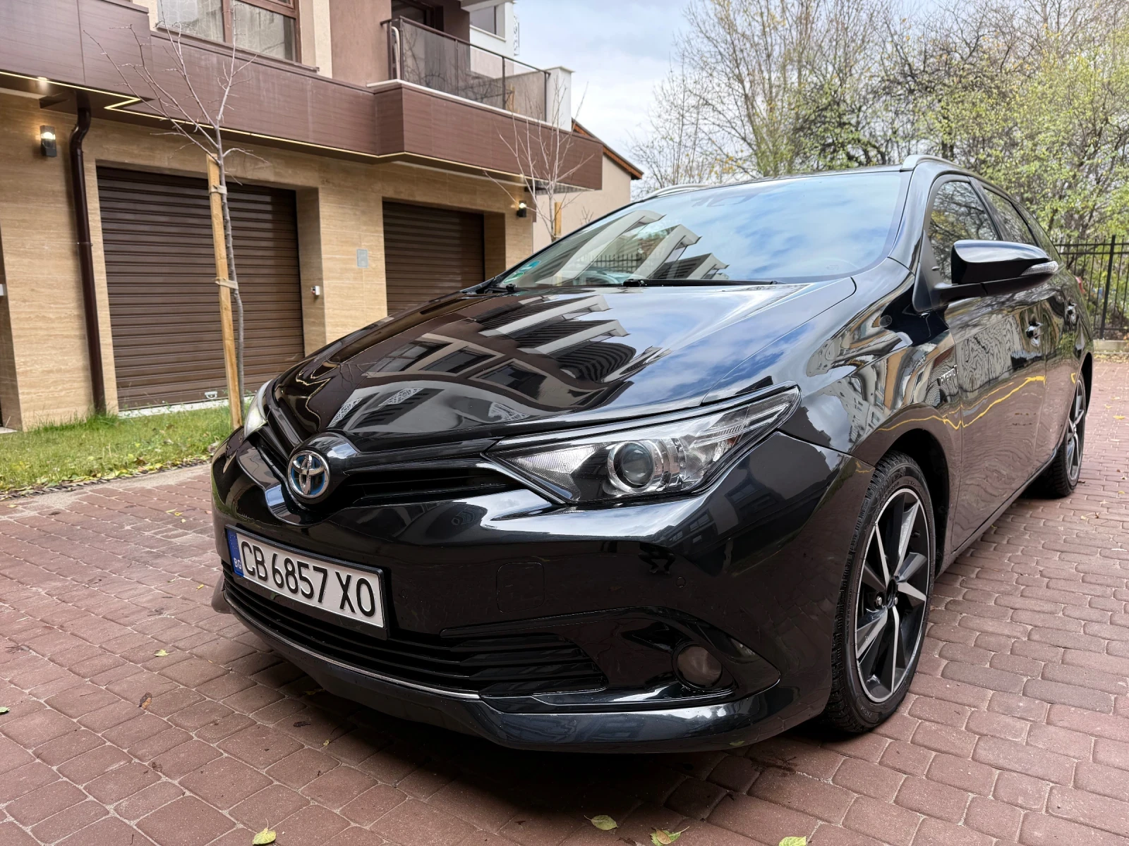 Toyota Auris  - изображение 5