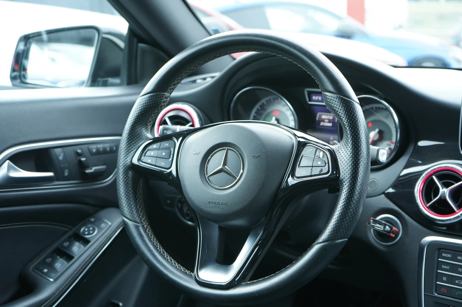 Mercedes-Benz CLA 250 4M* AMG* PANORAMA* CARPLAY | Mobile.bg   12