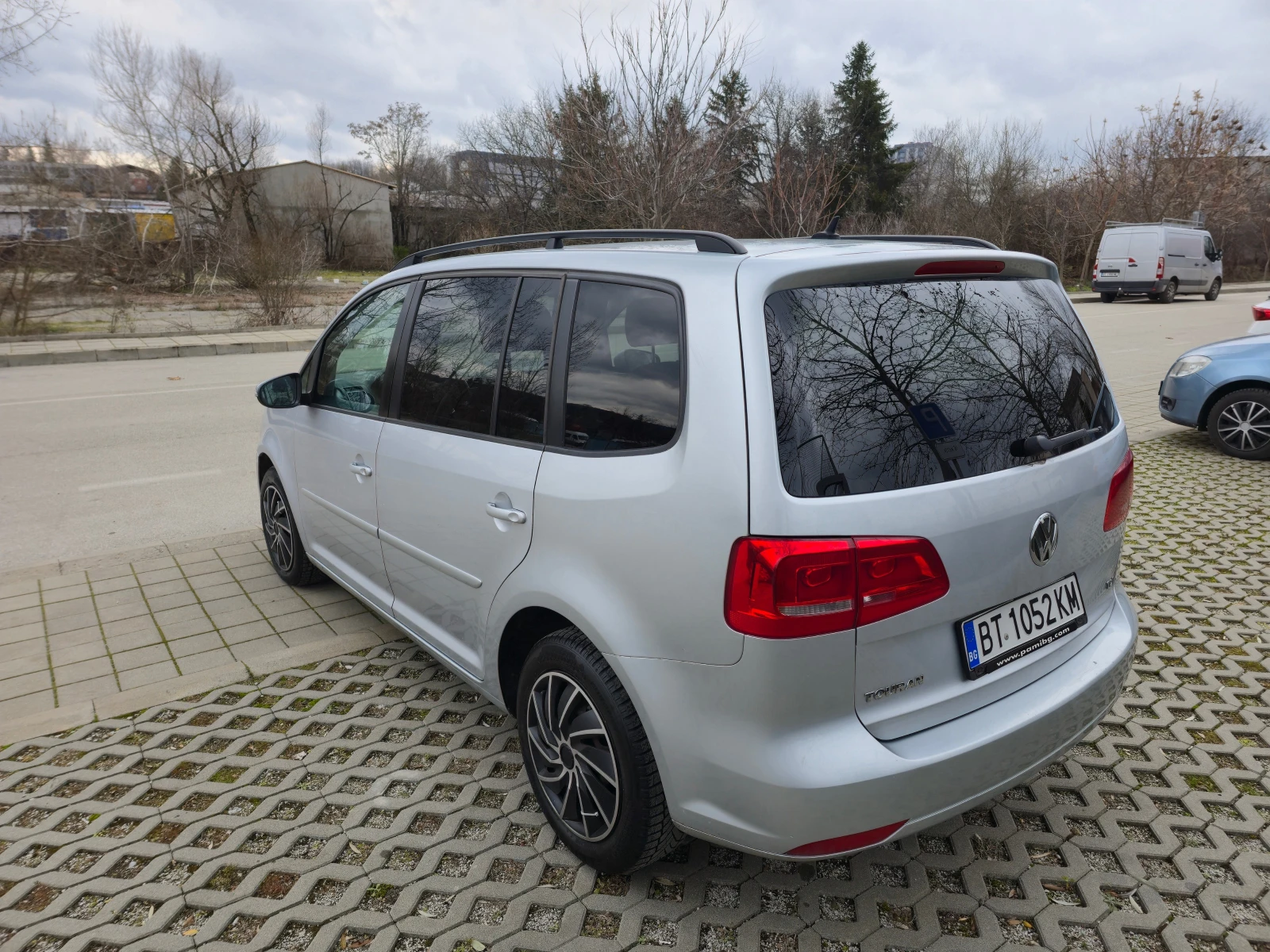 VW Touran 1.6TDI - изображение 9