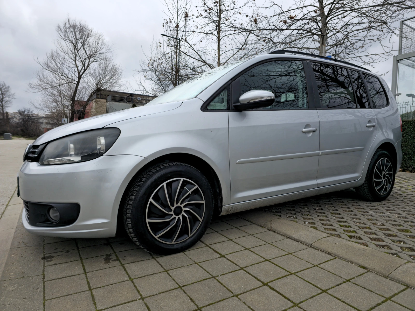 VW Touran 1.6TDI | Mobile.bg � ����������� 12