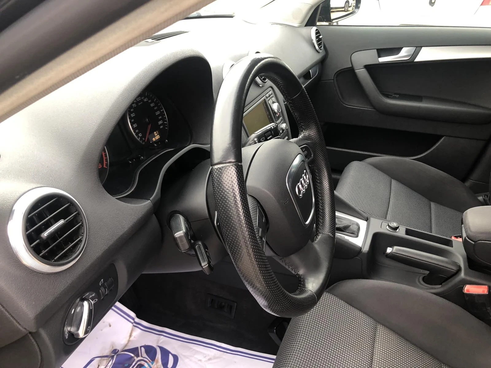 Audi A3 2.0TDI SportBack DSG LED NAVI | Mobile.bg � ����������� 12