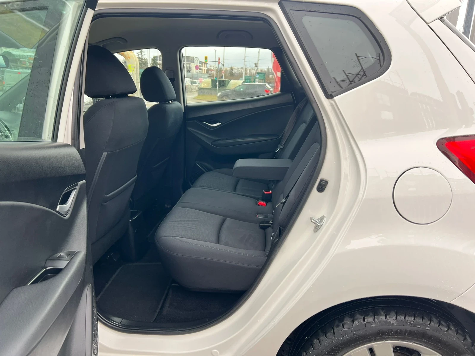 Hyundai Ix20 1.4i/���/EU.5B | Mobile.bg � ����������� 13