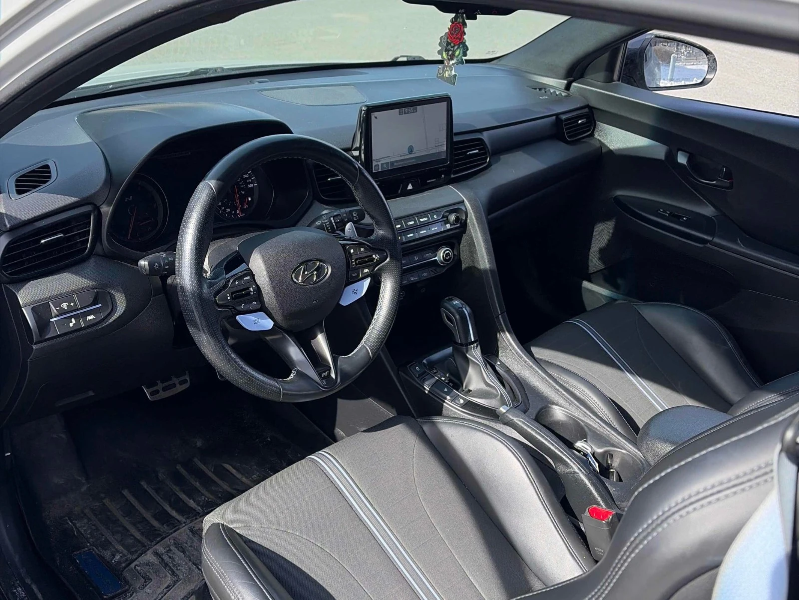 Hyundai Veloster  N � ����������� & ���� ������  | Mobile.bg � ����������� 13