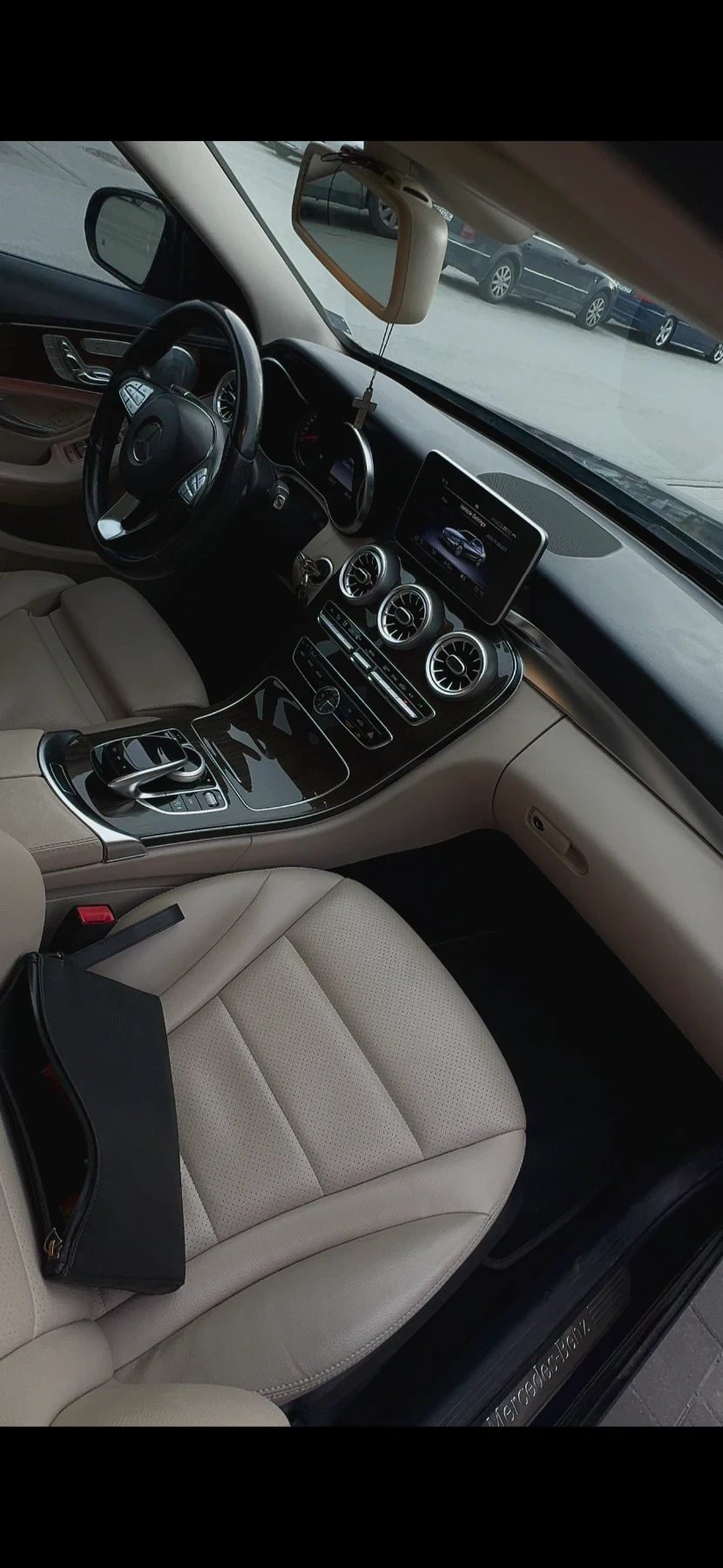 Mercedes-Benz C 300, снимка 4 - Автомобили и джипове - 54526067
