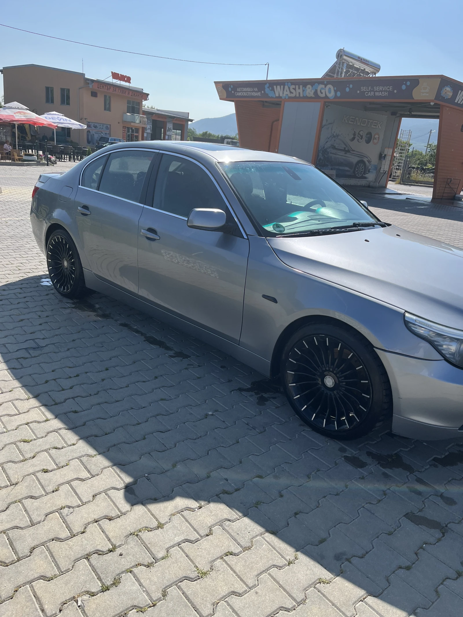 BMW 520, снимка 5 - Автомобили и джипове - 54637215
