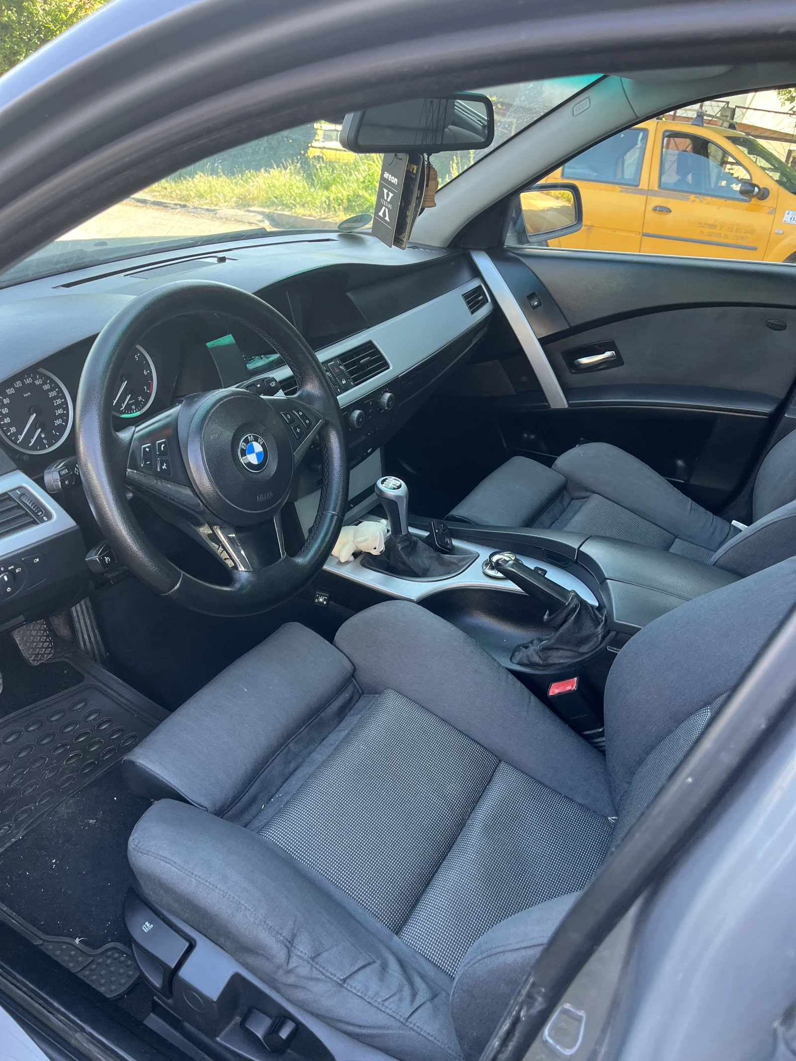 BMW 520, снимка 9 - Автомобили и джипове - 54637215