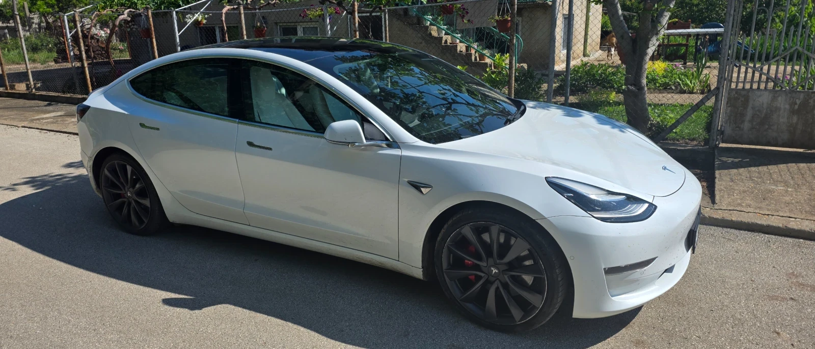 Tesla Model 3 Performans, снимка 9 - Автомобили и джипове - 54816605
