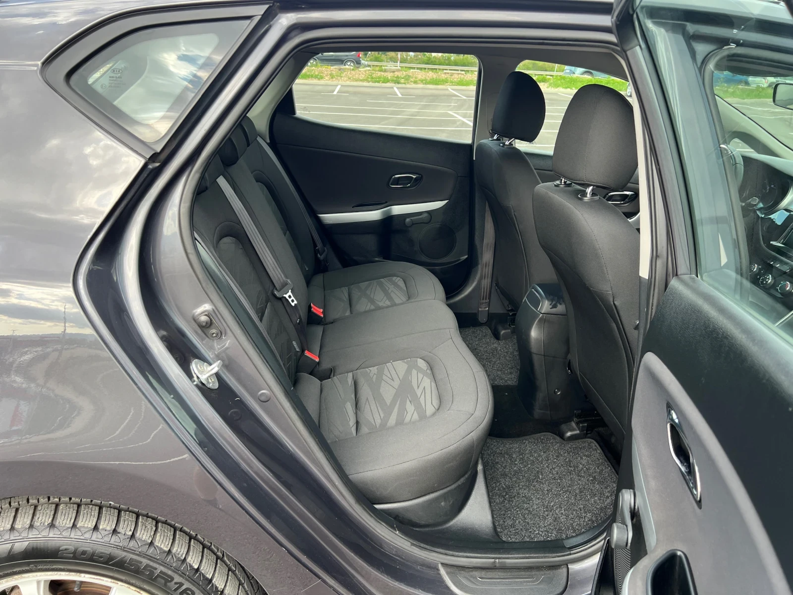 Kia Ceed | Mobile.bg � ����������� 12