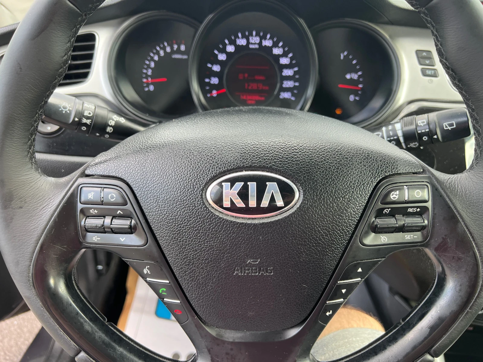 Kia Ceed | Mobile.bg � ����������� 10