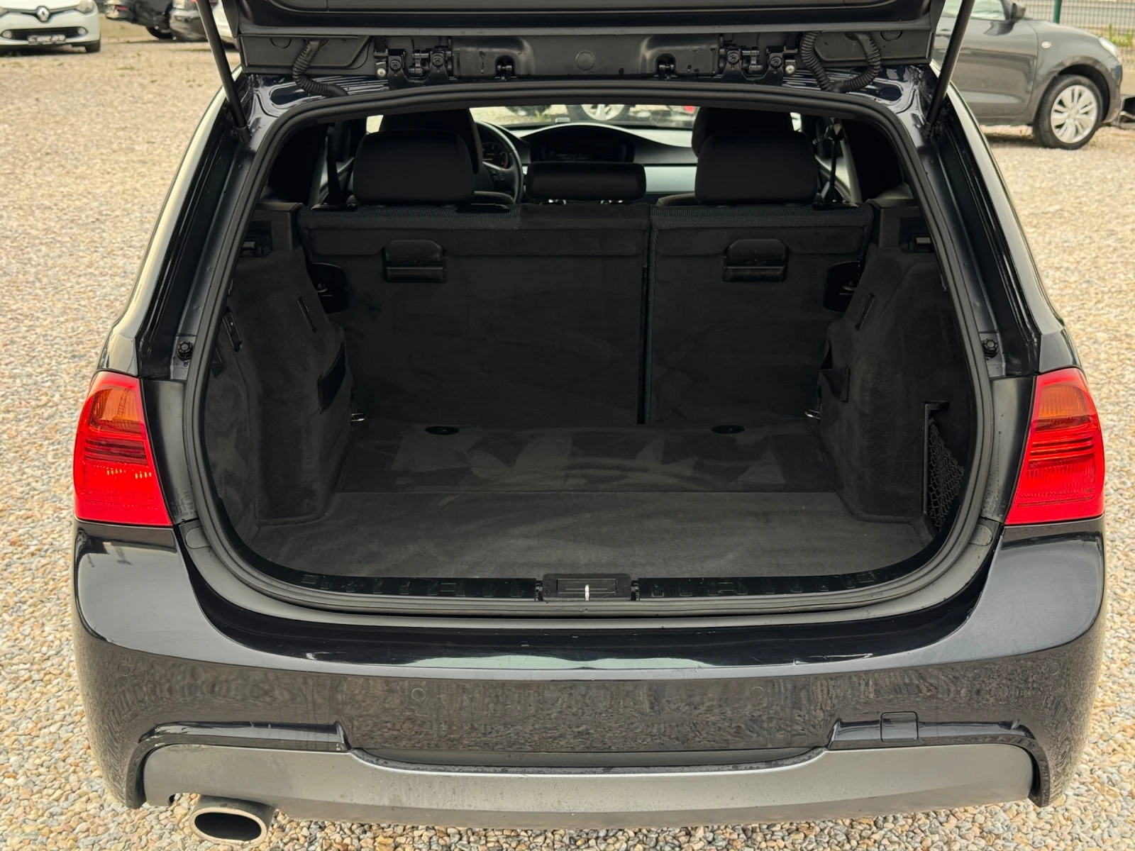 BMW 320 M-PACK* NAVI* RECARO* TOP, снимка 5 - Автомобили и джипове - 54947065