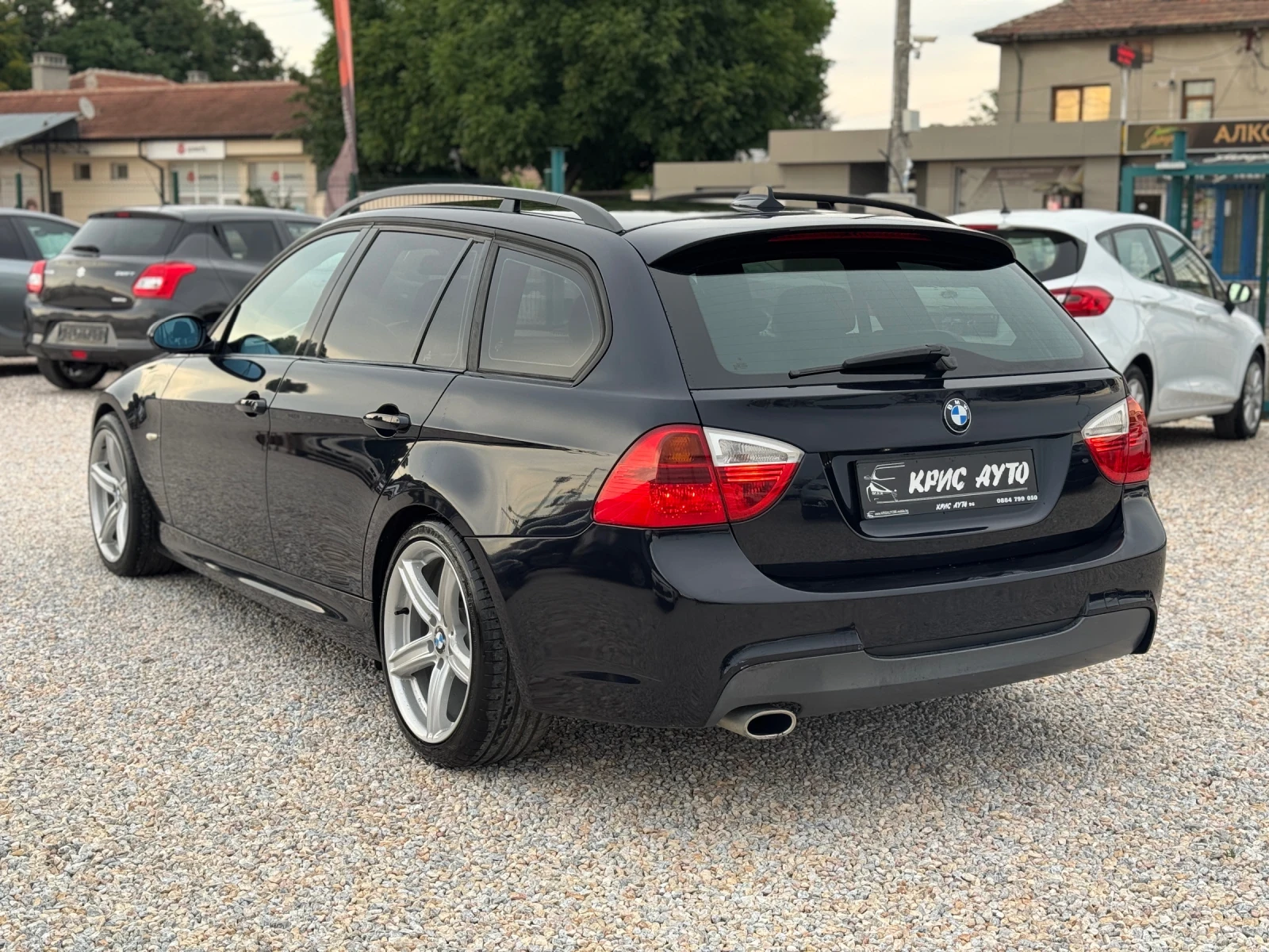BMW 320 M-PACK* NAVI* RECARO* TOP, снимка 3 - Автомобили и джипове - 54947065