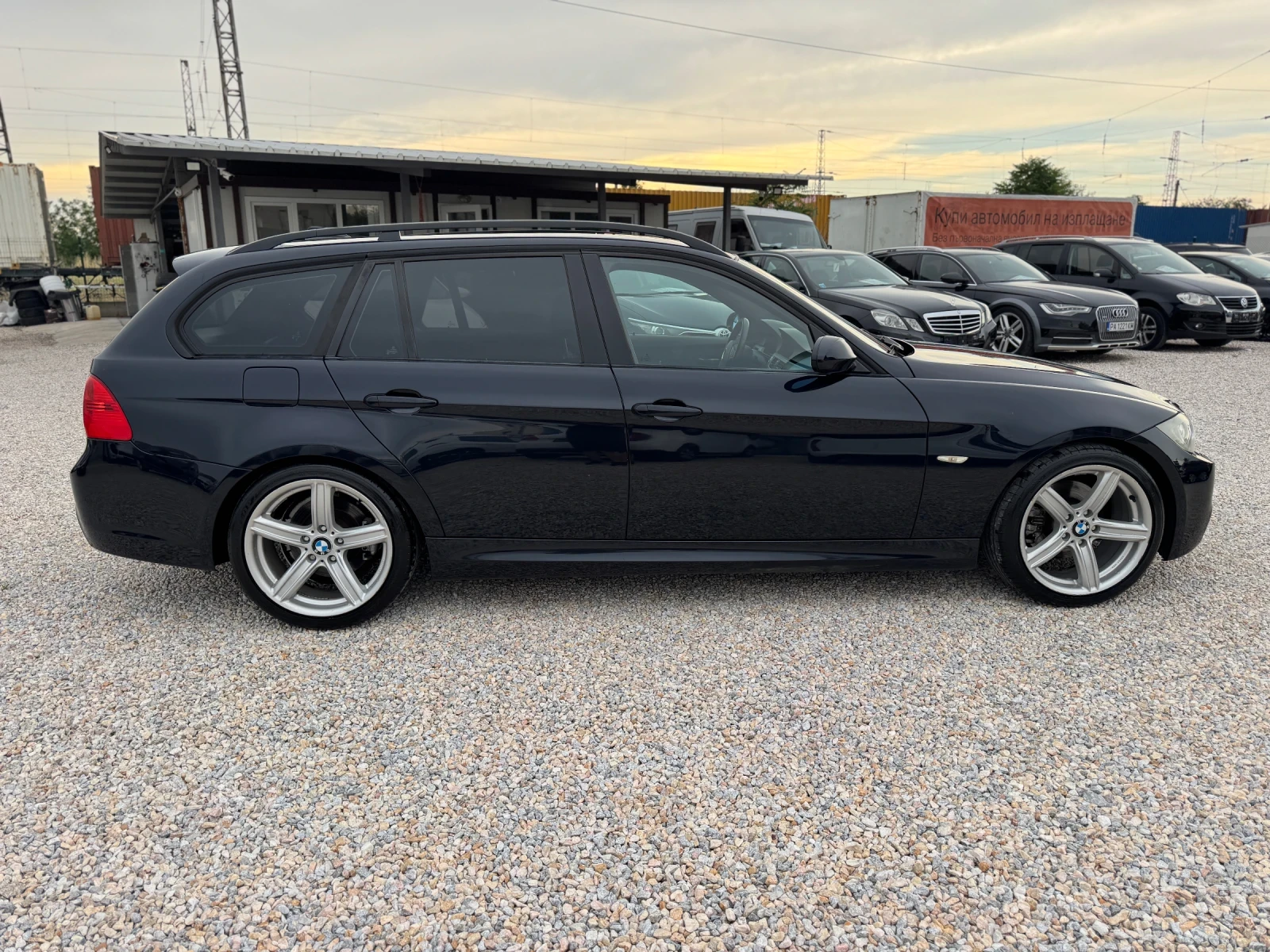 BMW 320 M-PACK* NAVI* RECARO* TOP, снимка 7 - Автомобили и джипове - 54947065