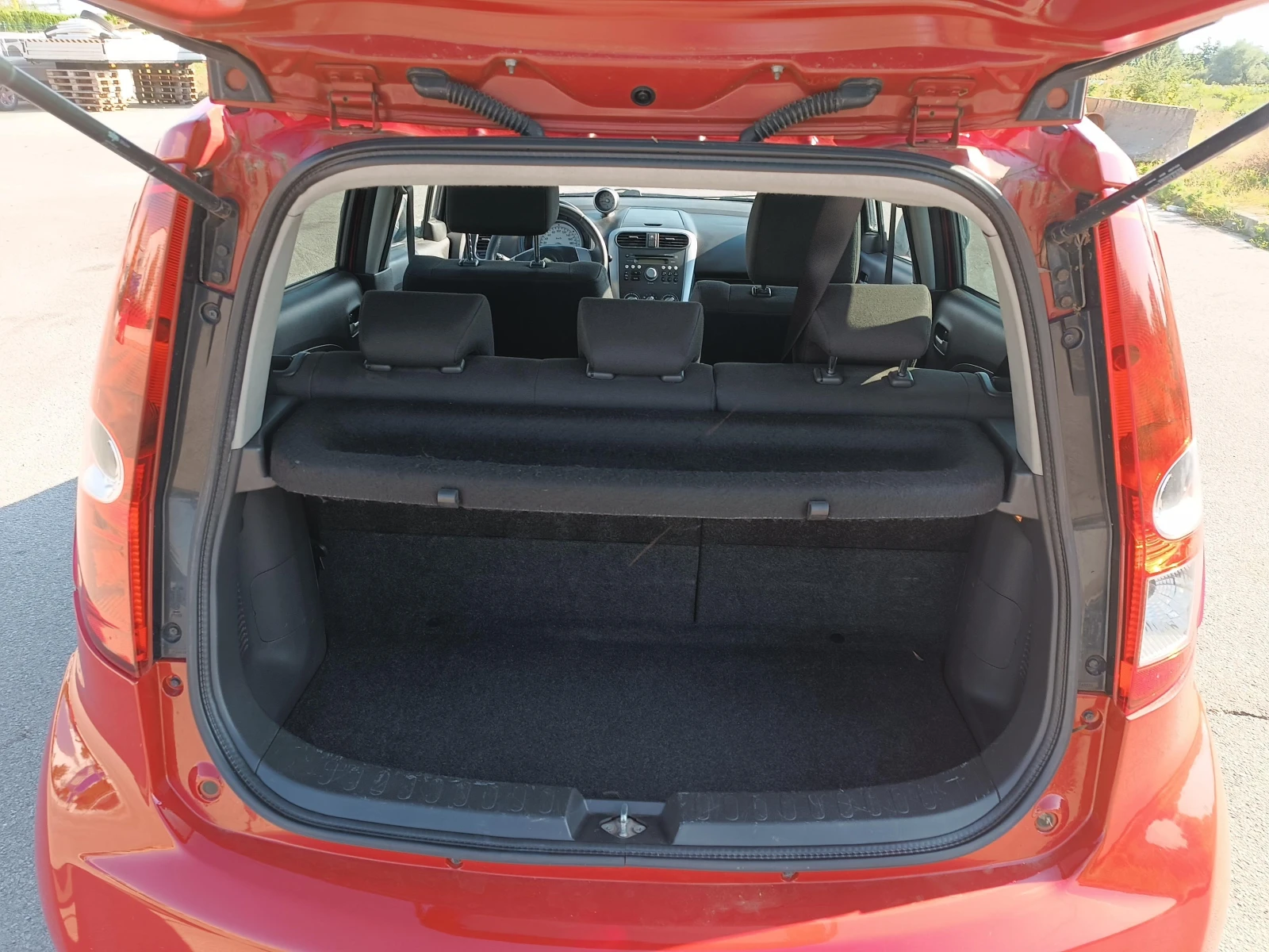 Suzuki Splash, снимка 7 - Автомобили и джипове - 55166869