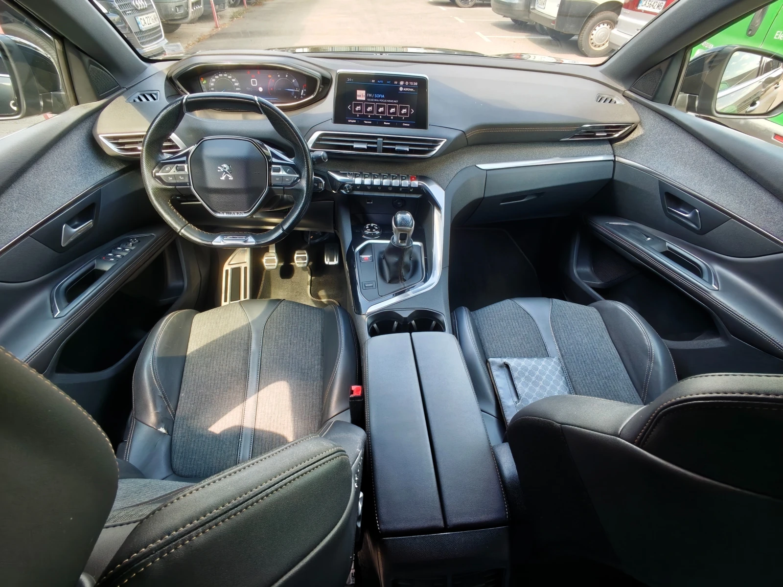 Peugeot 5008 GT line, снимка 11 - Автомобили и джипове - 55595637