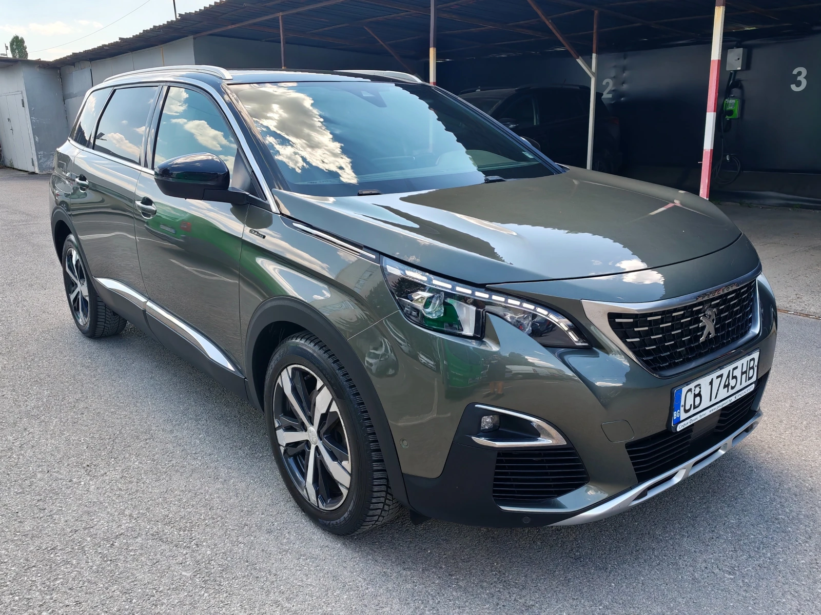Peugeot 5008 GT line, снимка 3 - Автомобили и джипове - 55595637