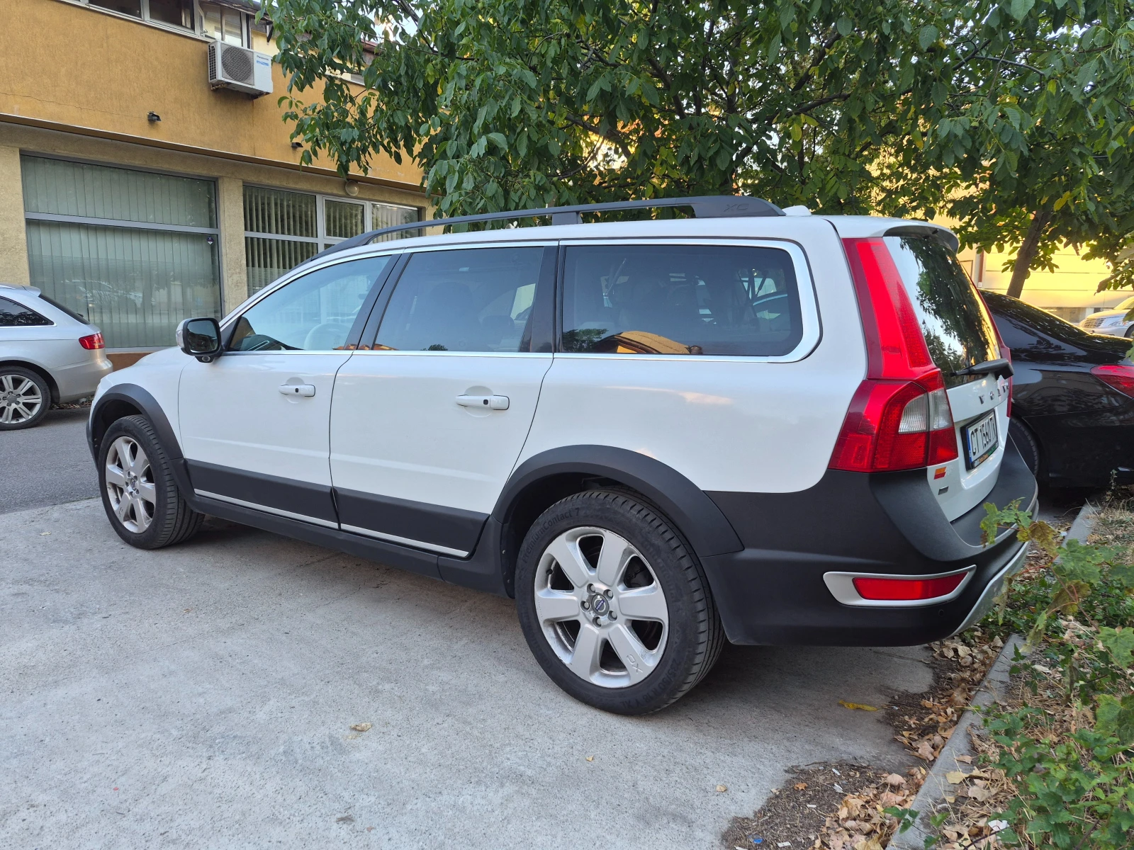 Volvo Xc70, снимка 3 - Автомобили и джипове - 55969178